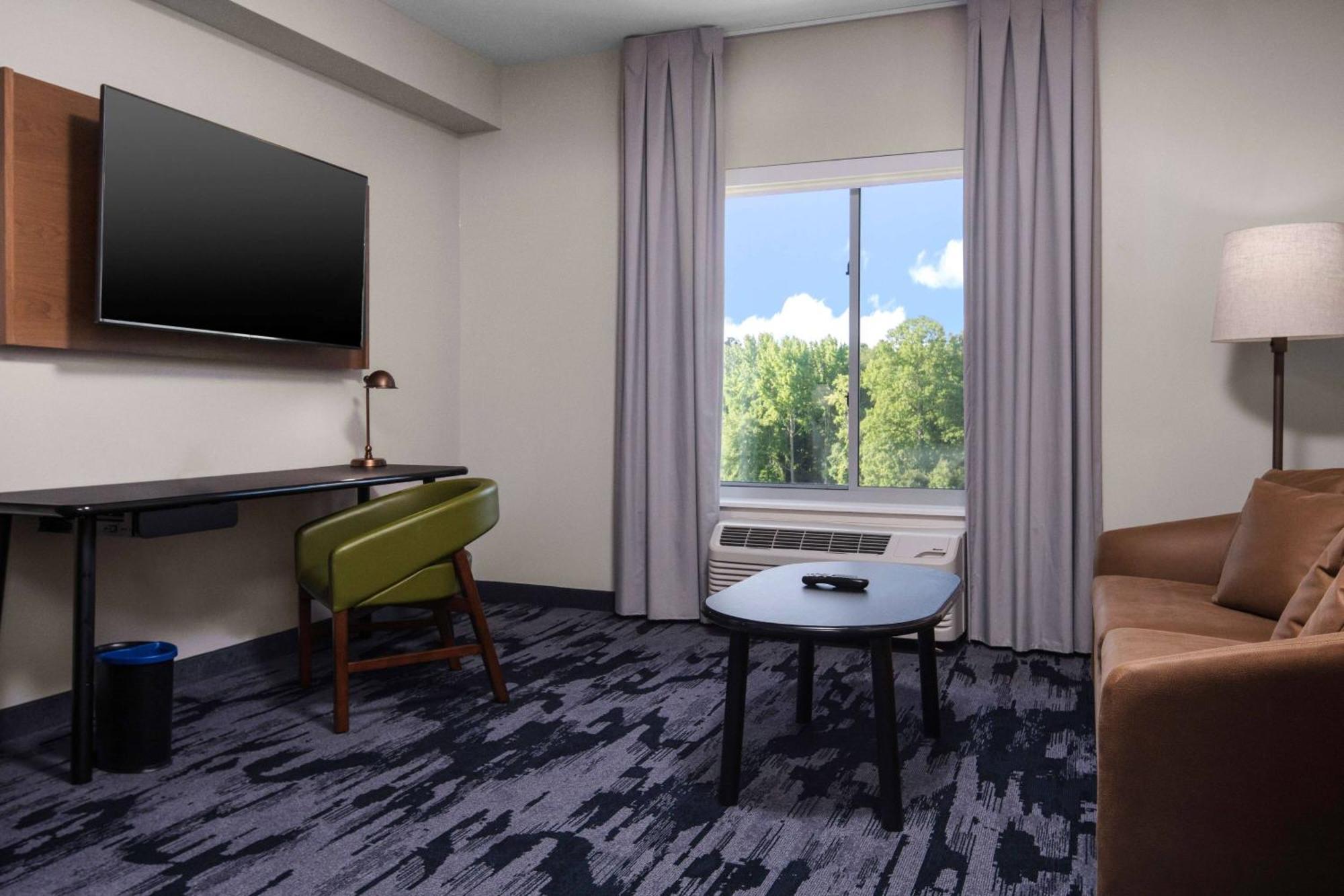 Fairfield Inn & Suites Рокі-Маунт Екстер'єр фото