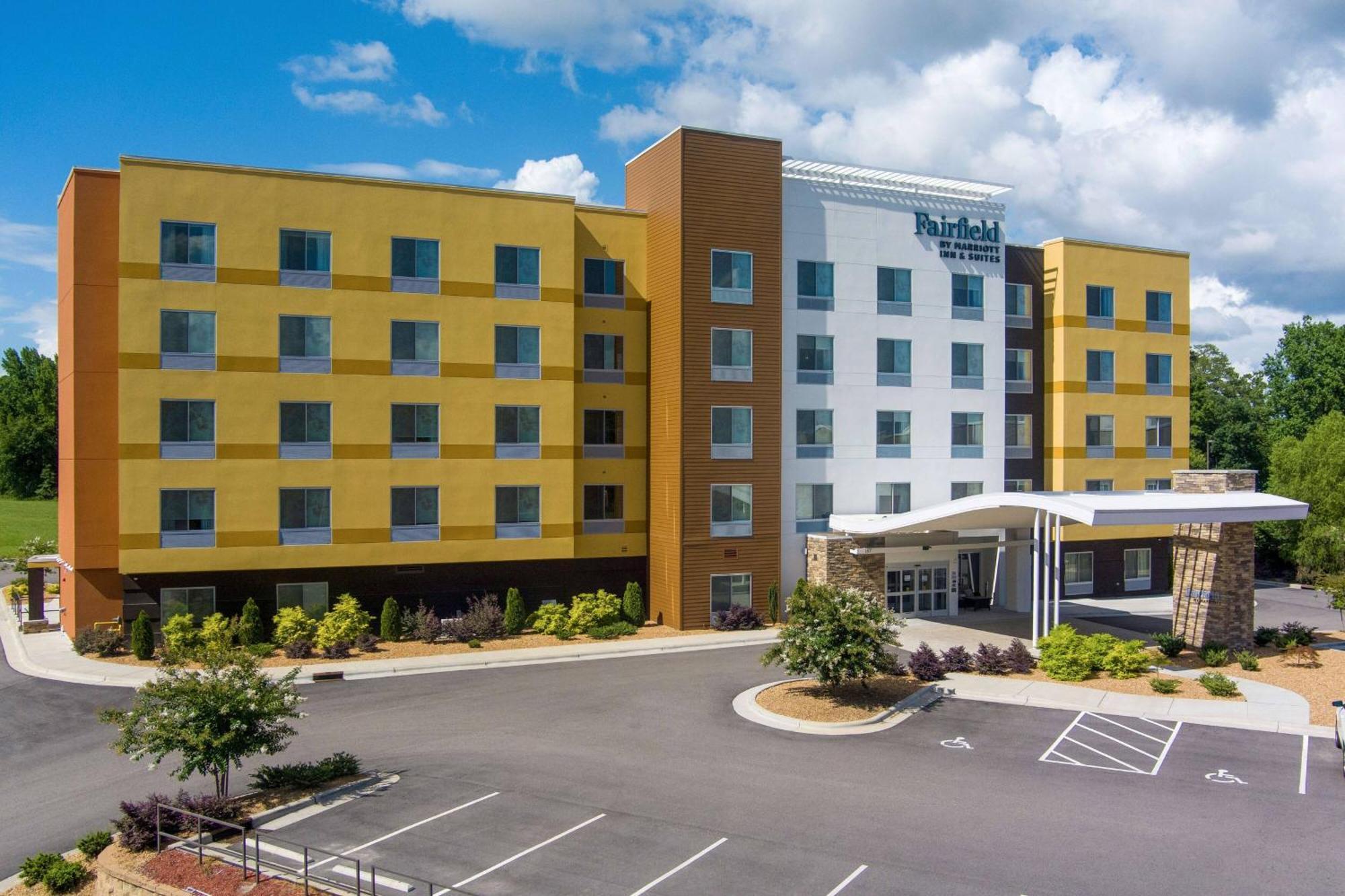 Fairfield Inn & Suites Рокі-Маунт Екстер'єр фото