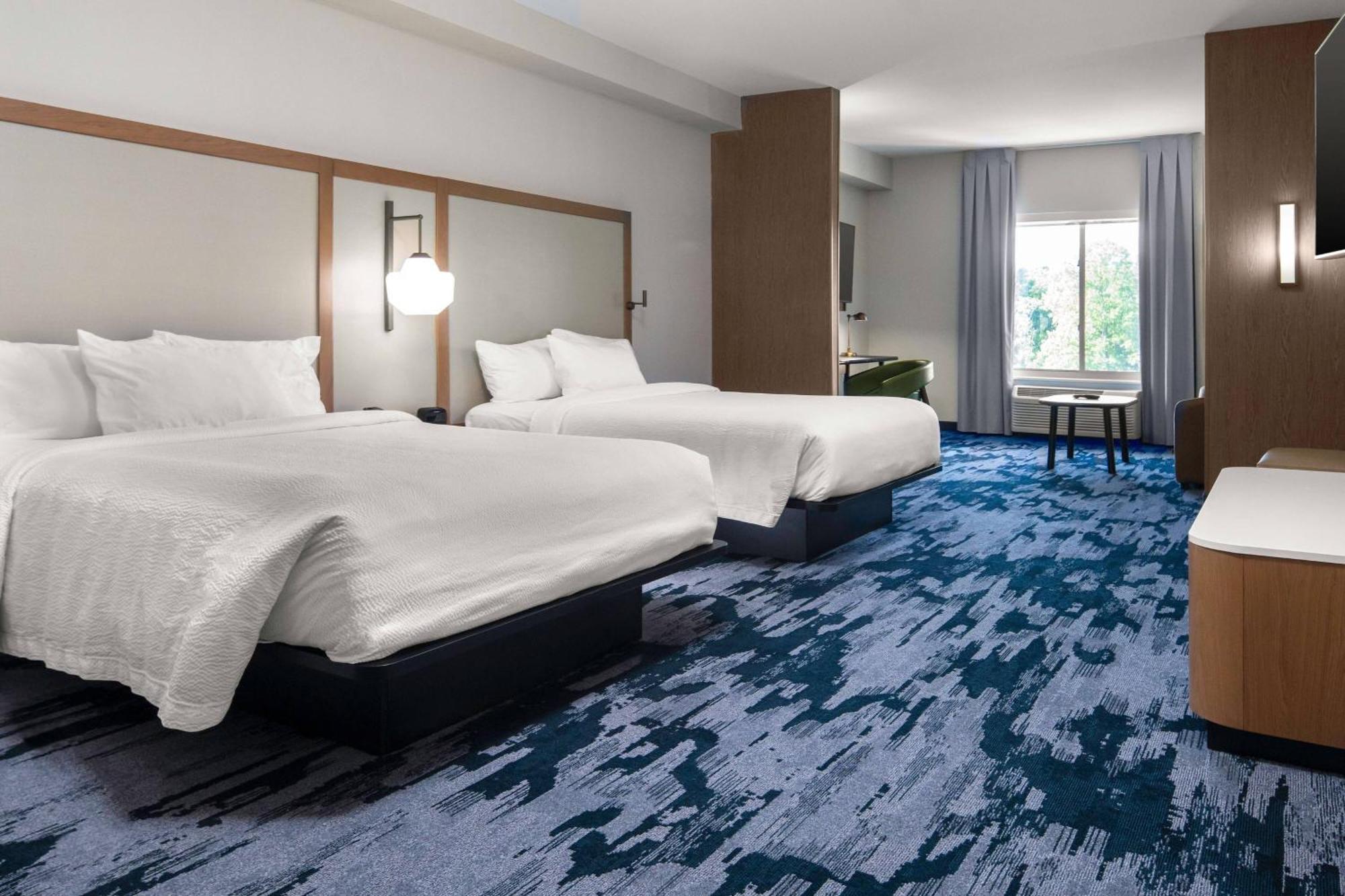 Fairfield Inn & Suites Рокі-Маунт Екстер'єр фото
